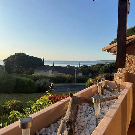 Vue Panoramique, Acces Plage, Piscine Apartmán Sainte-Maxime