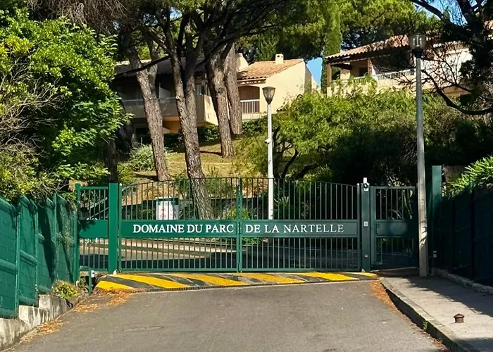 Apartmán Vue Panoramique, Acces Plage, Piscine Sainte-Maxime